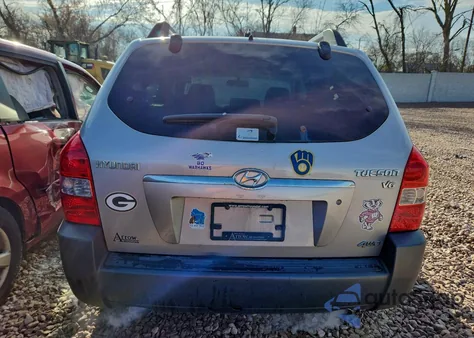 2005 Hyundai Tucson Gls from USA, damaged, VIN KM8JN72D85U111499